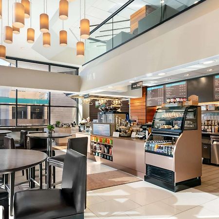 Radisson Blu Fargo Hotel Bagian luar foto