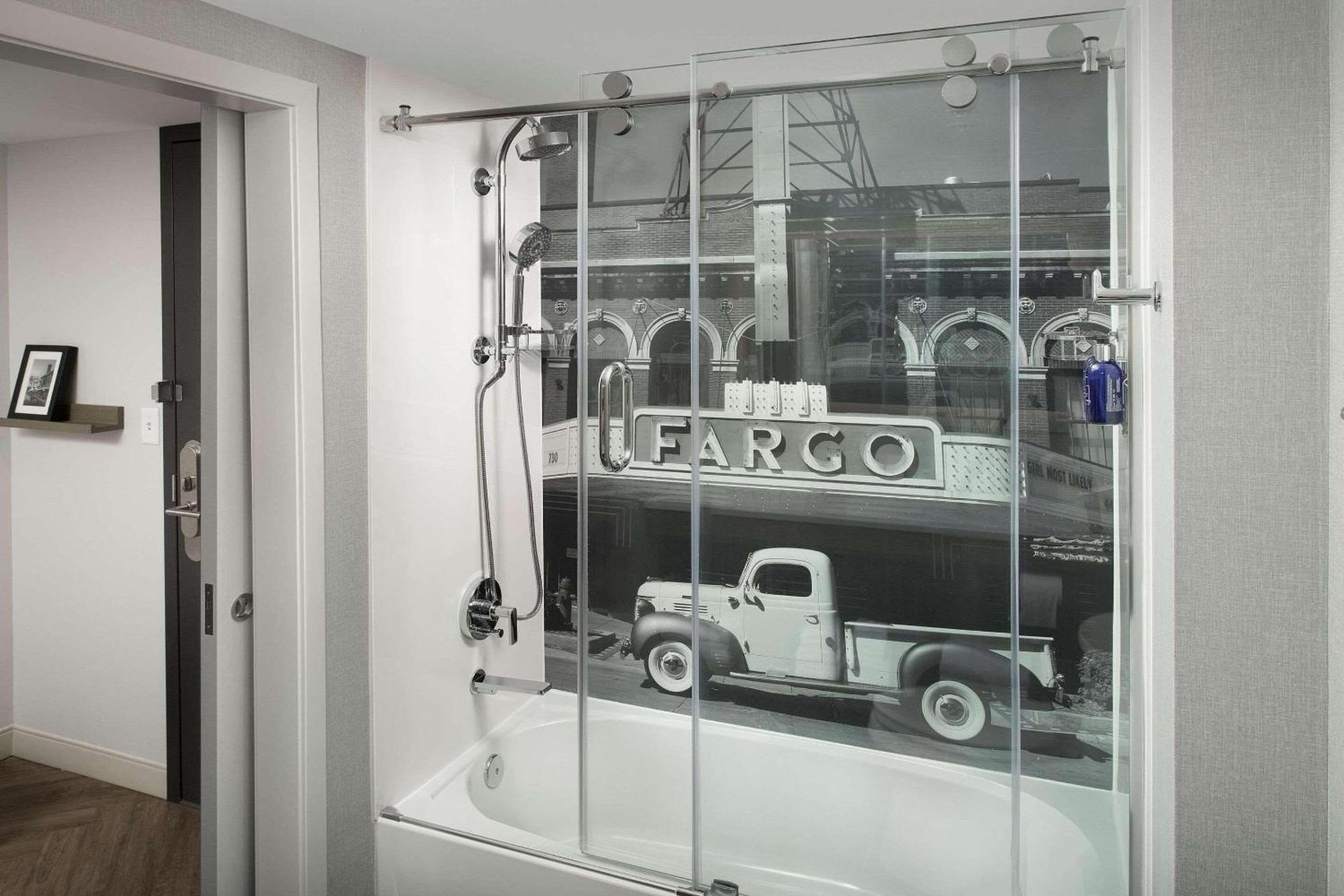 Radisson Blu Fargo Hotel Bagian luar foto
