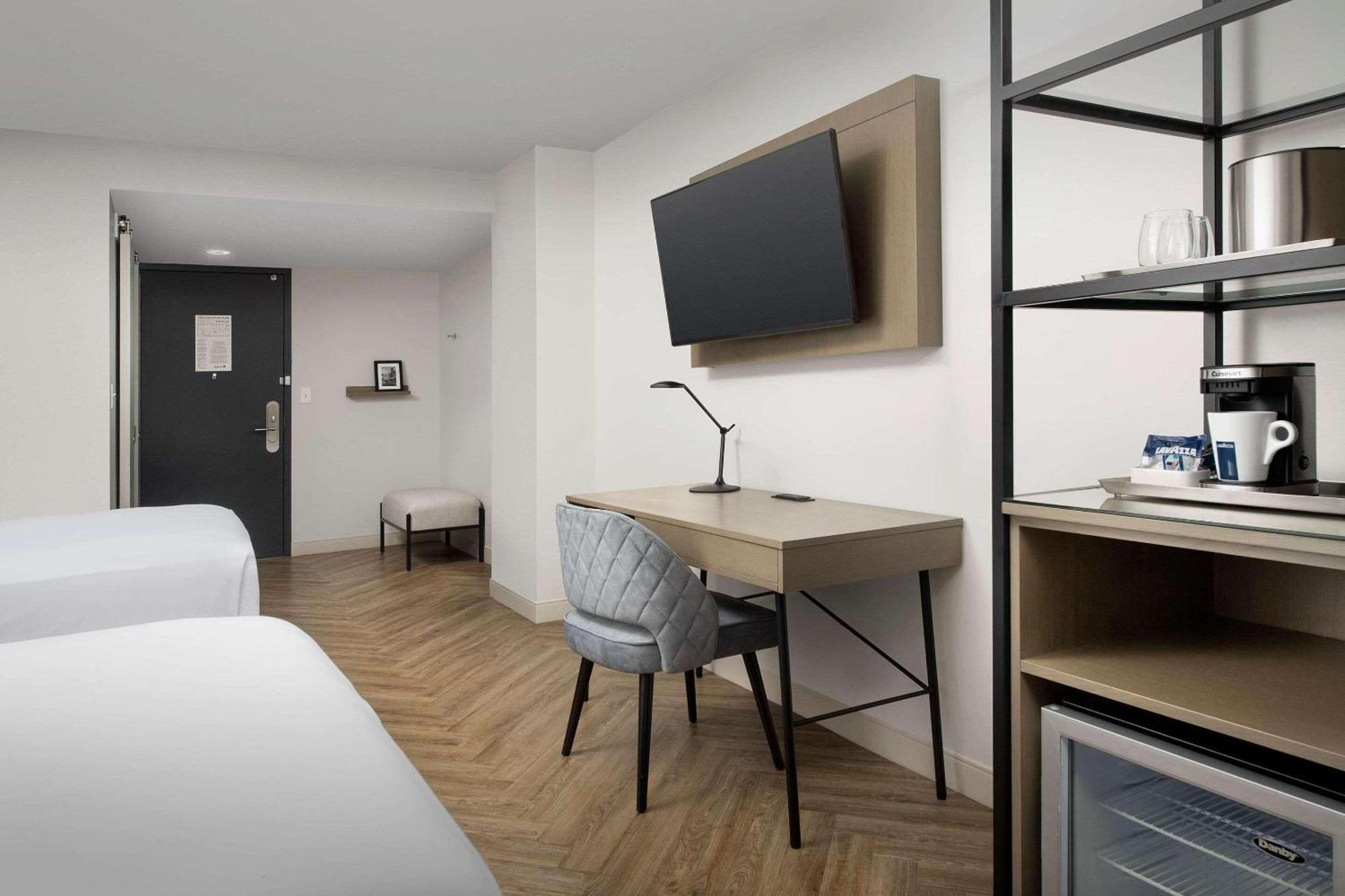 Radisson Blu Fargo Hotel Bagian luar foto